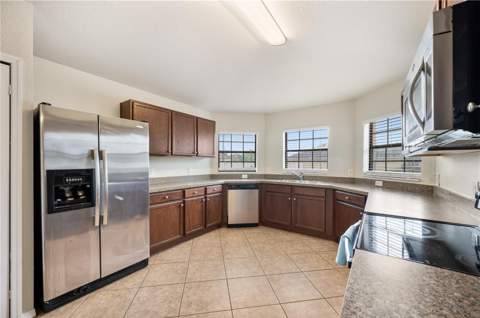 7019 Heatherbrook Drive, Lakeland FL - photo 6 of 6