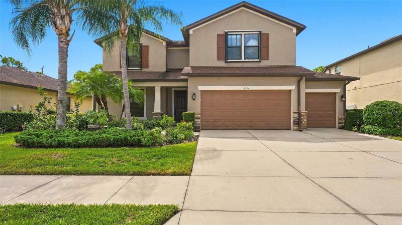 4 bedroom Single Family Residence at 2571 Sherman Oak Drive, Cedar Grove Ph 1B, North Port — photo 2