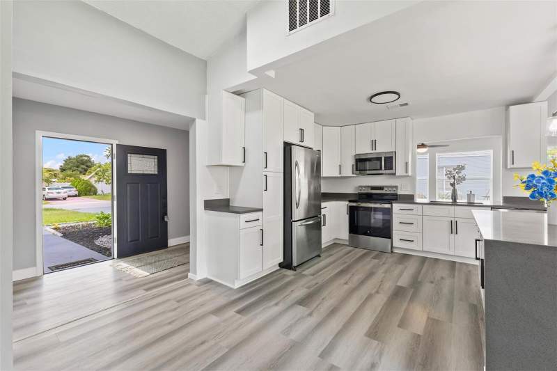 3 bedroom Single Family Residence at 17 S Flag Ct, Poinciana Village 1 Nbhd 3 South, Kissimmee — photo 5