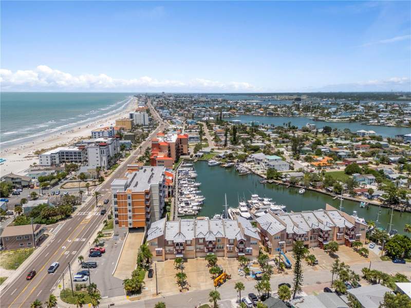 3 bedroom Townhouse at 116 131st Avenue #F, Madeira Bay Twnhms Condo, Madeira Beach — photo 3