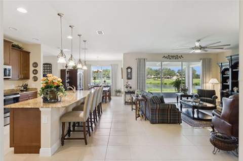 1631 Kingfisher Court, Kissimmee FL - photo 18 of 54