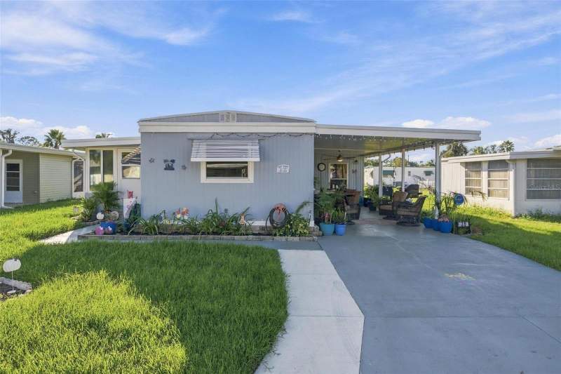 2 bedroom Manufactured Home at 39 Hawaiian Way, Molokai Co-Op, Leesburg — photo 2