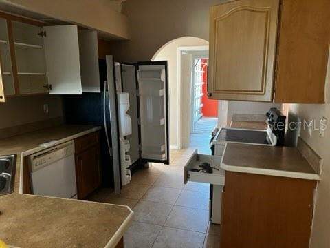 3 bedroom Single Family Residence at 220 Palmetto Circle, Port Charlotte Sec 004, Port Charlotte — photo 5