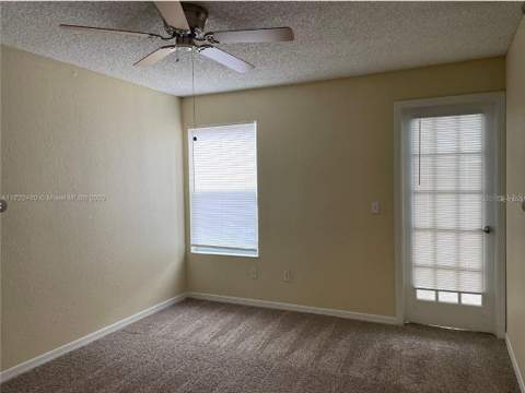 5160 Conroy Road #14, Orlando FL - photo 9 of 21