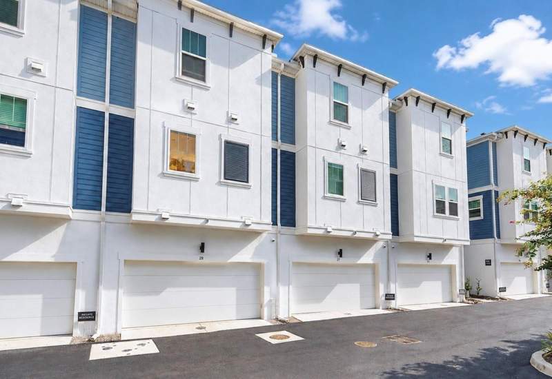3 bedroom Townhouse at 6605 N Nebraska Avenue #28, Apex At Seminole Heights, Tampa — photo 3
