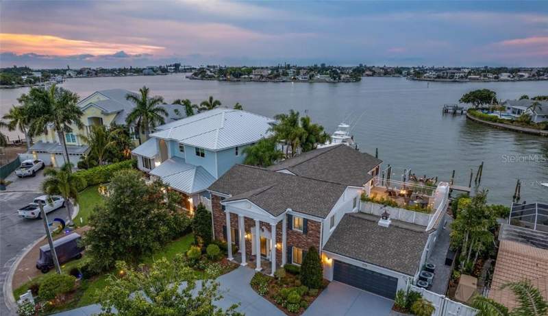 8 bedroom Single Family Residence at 4545 HARBOR HILLS DRIVE, HARBOR HILLS ESTATES, LARGO — photo 1