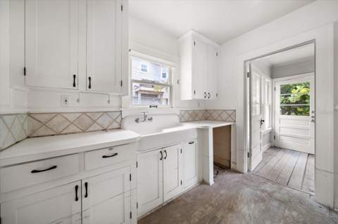 8405 Bayshore Drive, Treasure Island FL - photo 20 of 53