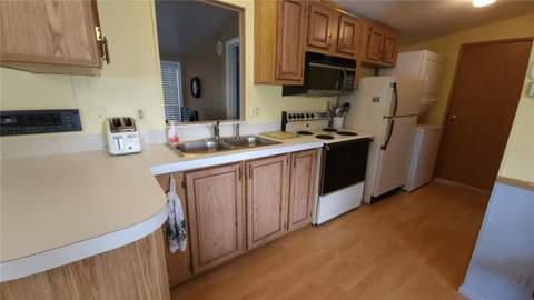 3333 26th Avenue #5, Bradenton FL - photo 8 of 43