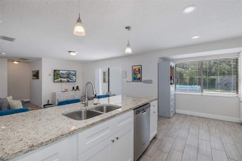 5 bedroom Single Family Residence at 2180 Philippe Parkway, De Soto Estates, Safety Harbor — photo 5