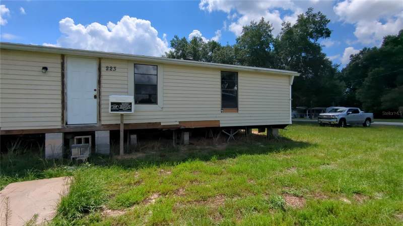3 bedroom Manufactured Home at 16237 SE 58 Place, Woods & Lakes, Ocklawaha — photo 2