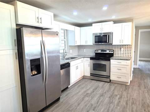 1051 Maybury Drive, Holiday FL - photo 16 of 64