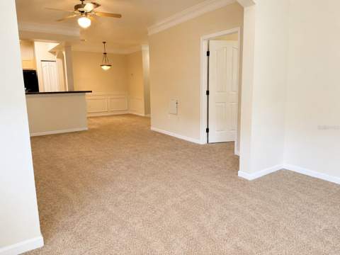 12849 Madison Point Circle #201, Orlando FL - photo 8 of 27