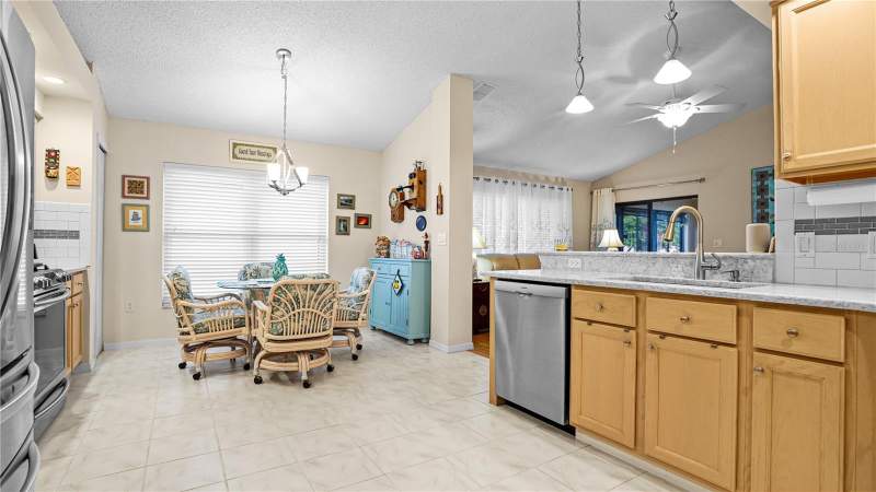 3 bedroom Single Family Residence at 9221 Halberg Drive, The Preserve At Fairway Oaks, Hudson — photo 3