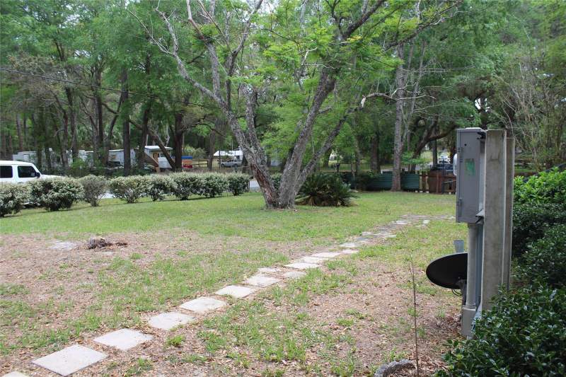 3 bedroom Mobile Home at 570 NE 70th Terrace, Reynolds, Ocala — photo 5
