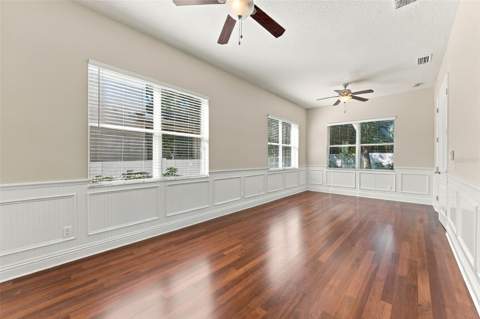3215 Oak Green Way, Tampa FL - photo 16 of 49
