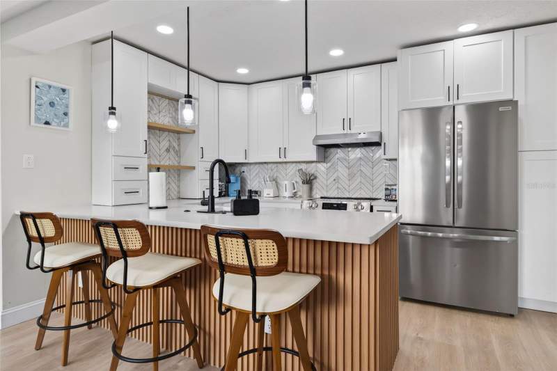 3 bedroom Single Family Residence at 510 79th Avenue, St Petersburg Beach North Unit 2, St Pete Beach — photo 2