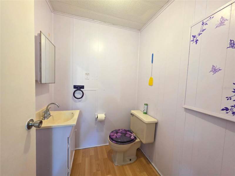 2 bedroom Manufactured Home at 8027 Eastern Circle Drive, High Point Mh Sub, Brooksville — photo 3