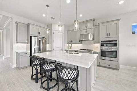 13705 Iona Avenue, Palmetto FL - photo 13 of 45