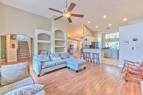 5847 Heronrise Crescent Drive, Lithia FL - photo 11 of 31
