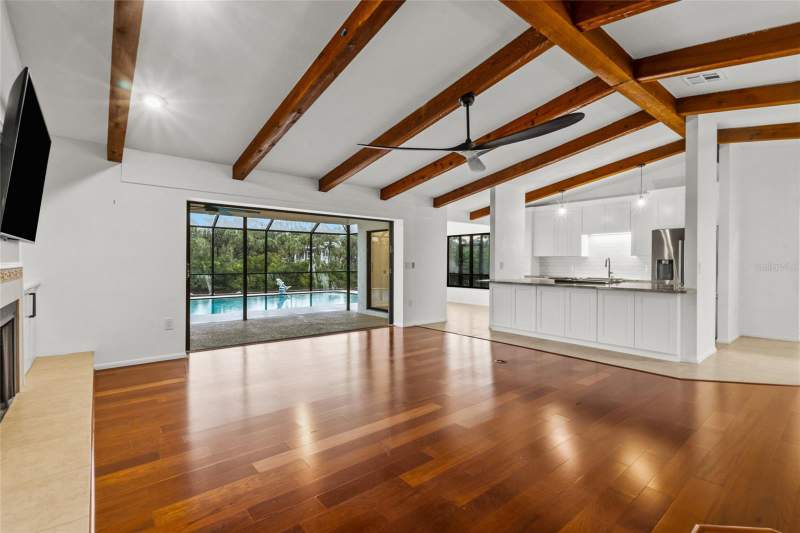 3 bedroom Single Family Residence at 5424 America Drive, Phillippi Gardens 08, Sarasota — photo 4