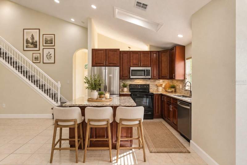5 bedroom Single Family Residence at 4207 Andover Cay Boulevard, Andover Cay Ph 01 44/98, Orlando — photo 3