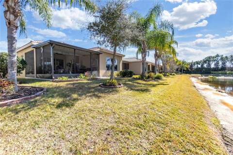 4912 Sandy Glen Way, Wimauma FL - photo 13 of 19