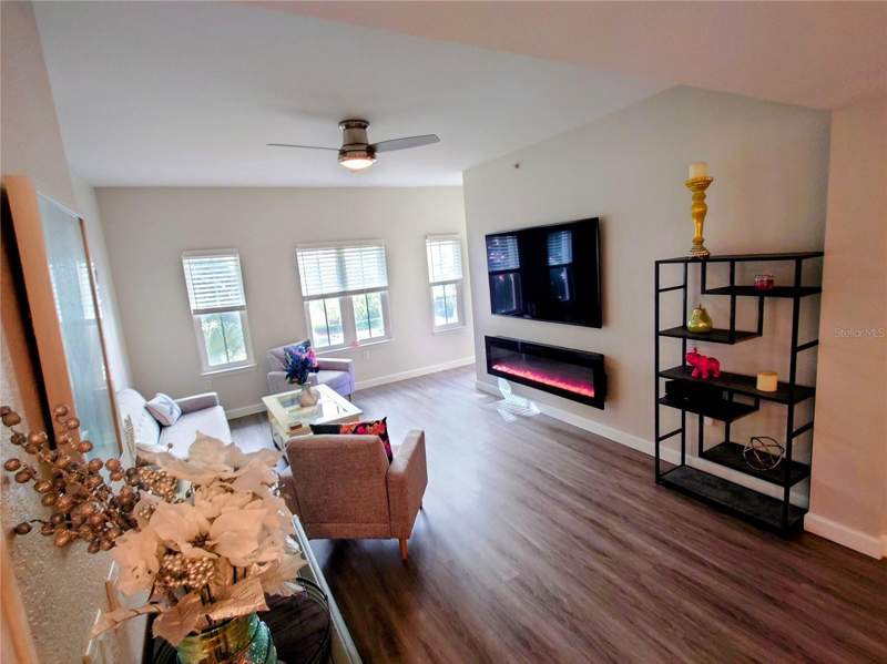 2 bedroom Condominium at 200 4th Avenue #130, Madison At St Pete, St Petersburg — photo 2