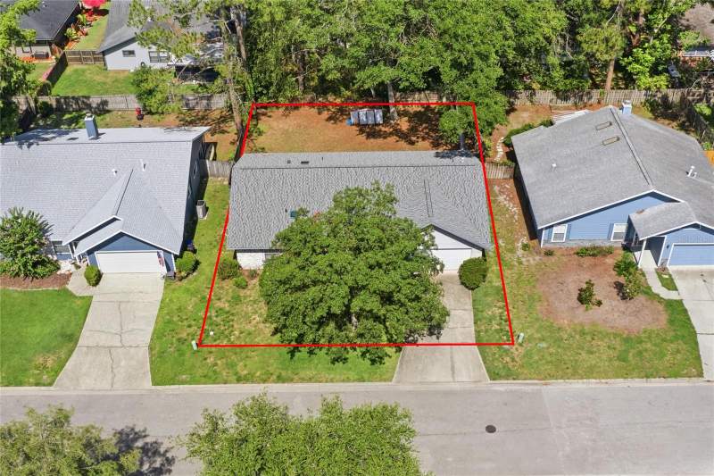 3 bedroom Single Family Residence at 6438 NW 37th Terrace, Mile Run Ph III Unit G-1, Gainesville — photo 3