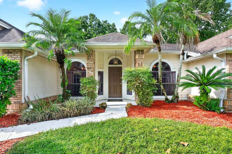 4 bedroom Single Family Residence at 1003 N Magee Creek Court, Twin Rivers Sec 3A, Oviedo — photo 2