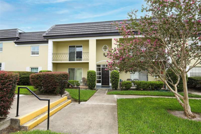 2 bedroom Condominium at 1500 Gay Road #17D, Chateaux Du Lac, Winter Park — photo 3