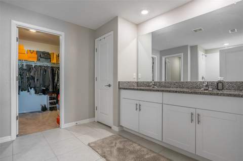 15415 Miller Creek Drive, Sun City Center FL - photo 23 of 42