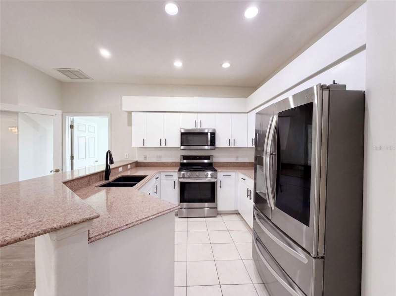 4 bedroom Single Family Residence at 7414 39th Court, Quail Run Ph IV, Sarasota — photo 2