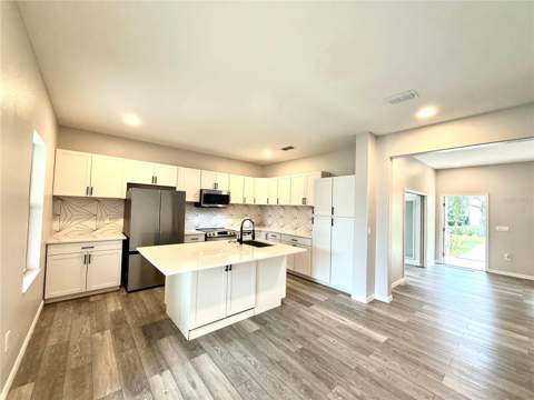 2054 Blairmoor Place, Apopka FL - photo 8 of 33