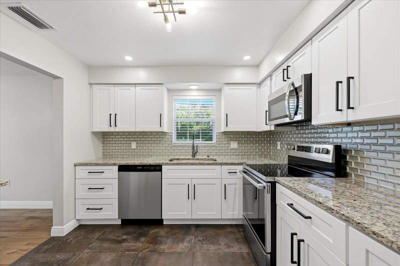 2 bedroom Condominium at 1706 Belleair Forest Drive #128, Belleair Forest, Belleair — photo 4