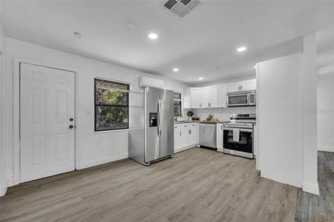 1307 Shepherd Avenue, Sanford FL - photo 10 of 23