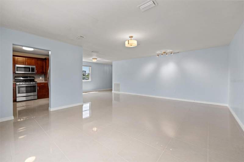 2 bedroom Condominium at 5660 80th Street #A208, Five Towns Of St Pete, St Petersburg — photo 4