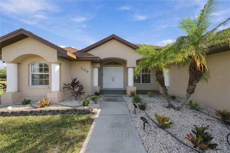 3 bedroom Single Family Residence at 1159 Boundary Boulevard, Rotonda West Pine Vly, Rotonda West — photo 4