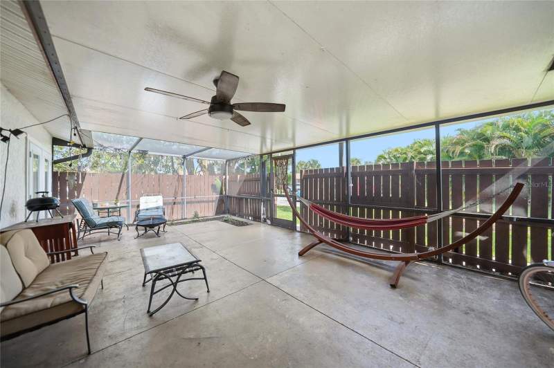 2 bedroom Villa at 5625 Foxlake Drive, Foxmoor Lakes Ph 01, North Fort Myers — photo 4