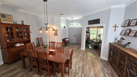 9991 Windtree Boulevard, Seminole FL - photo 11 of 38