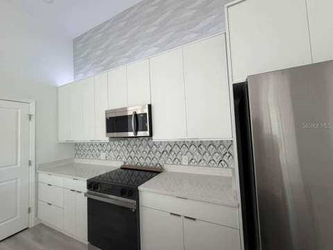 2551 Alhaven Terrace, North Port FL - photo 6 of 46