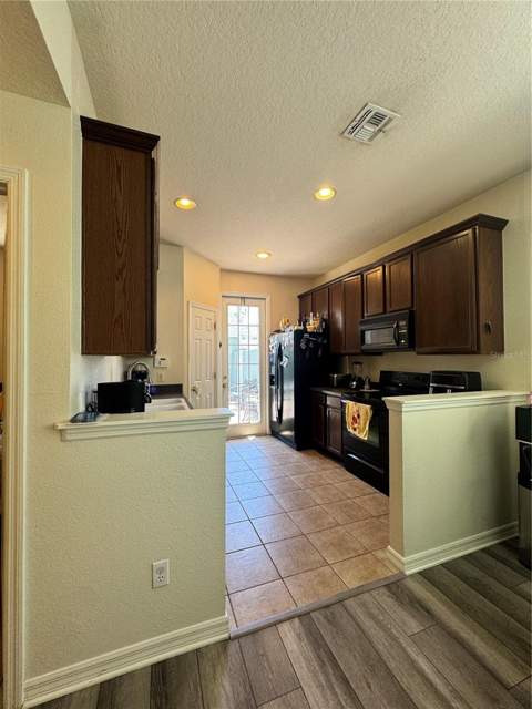 8484 Leeland Archer Boulevard, Orlando FL - photo 24 of 37