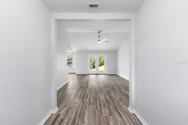 3 bedroom Single Family Residence at 14611 NW 150th Lane, Santa Fe Station Ph 1, Alachua — photo 5