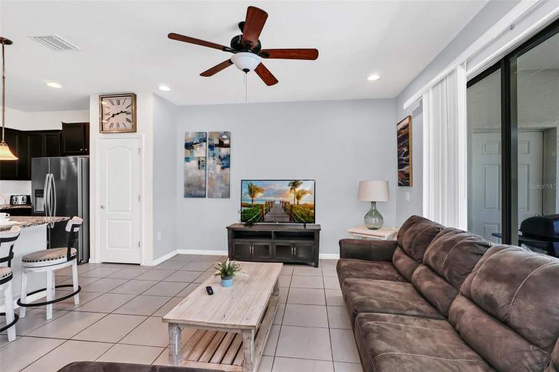 5 bedroom Townhouse at 8930 Sydney Avenue, Windsor At Westside Ph 3, Kissimmee — photo 5