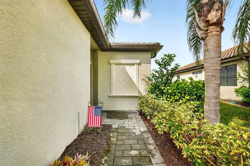 3 bedroom Villa at 15909 Clear Skies Place, Lorraine Lakes Ph I, Bradenton — photo 3