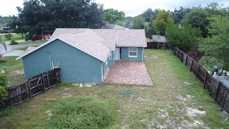 4 bedroom Single Family Residence at 108 Chris Court, Bentley Oaks, Davenport — photo 4