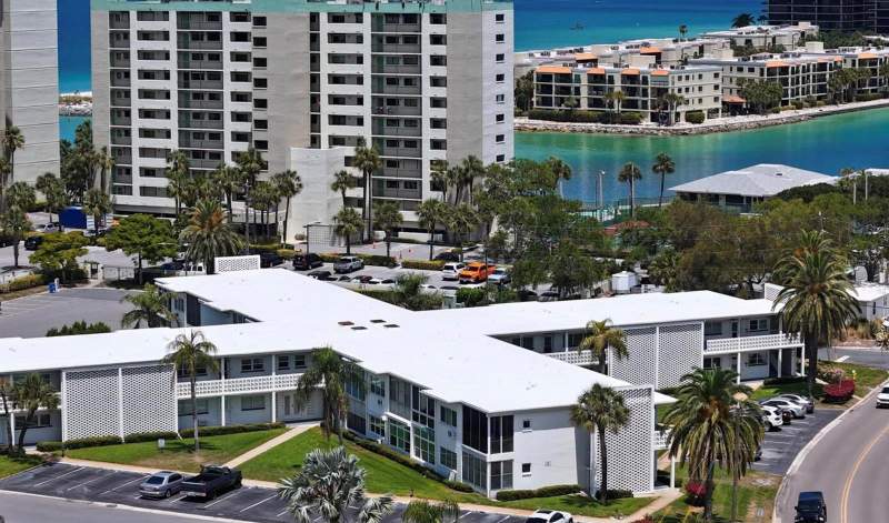2 bedroom Condominium at 7050 Sunset Way #19, Sunset Plaza, St Pete Beach — photo 2