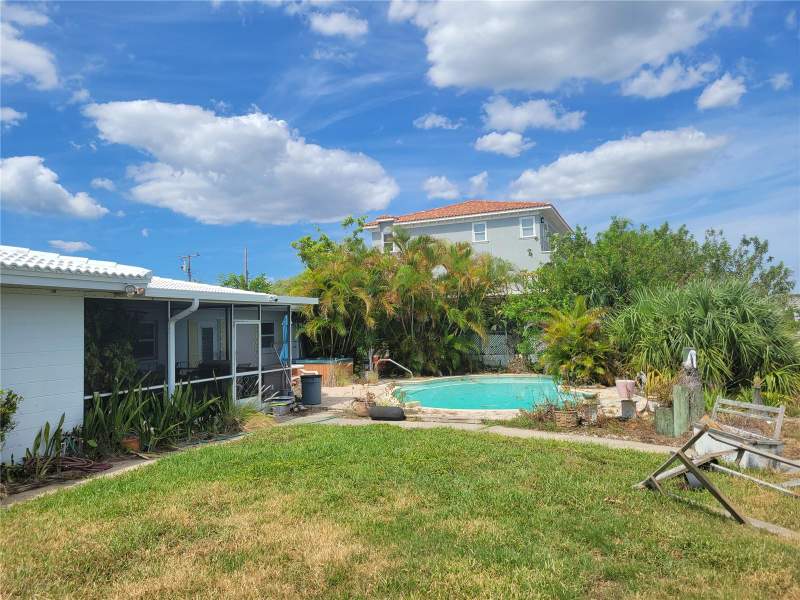 3 bedroom Single Family Residence at 15318 Harbor Drive, Lone Palm Beach 5th Add Blk 29 Rep, Madeira Beach — photo 5