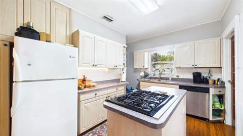6408 N Highland Avenue, Tampa FL - photo 11 of 41