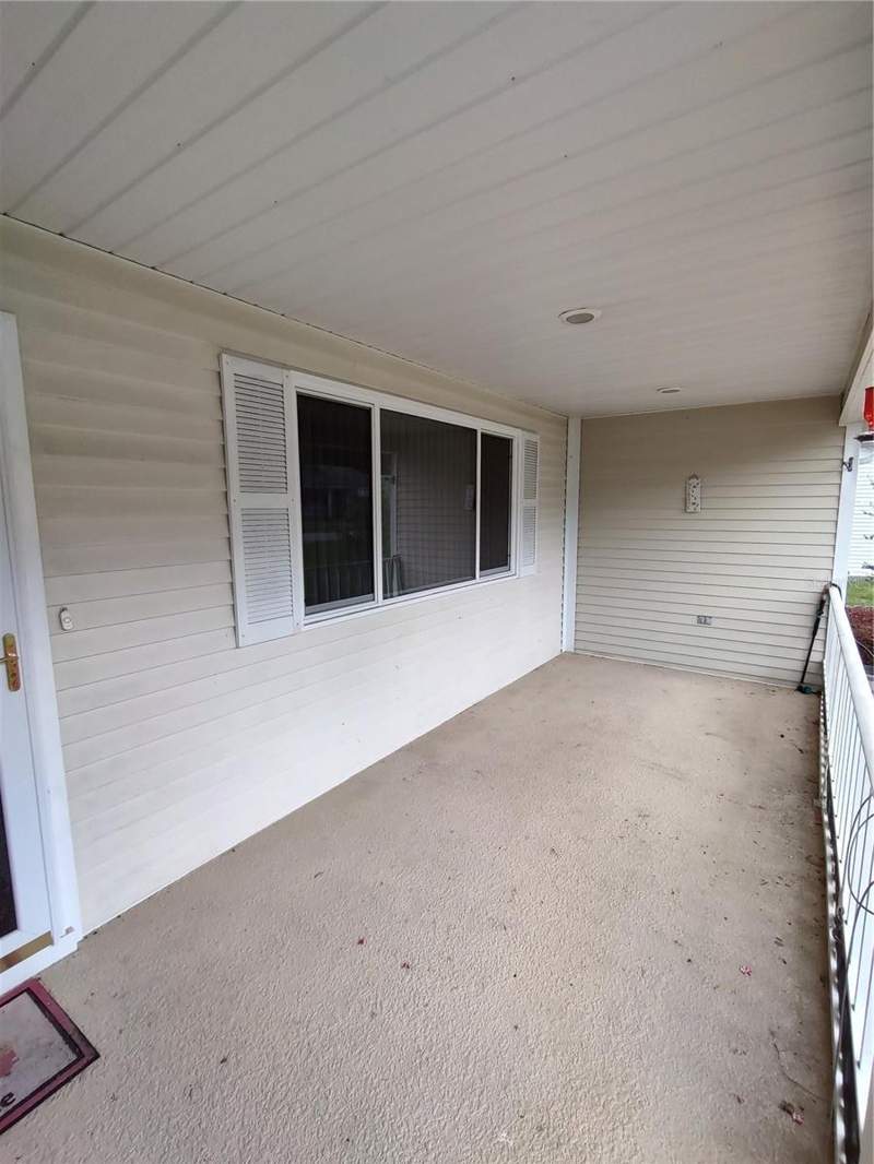 2 bedroom Single Family Residence at 11440 SW 84th Avenue Road, Oak Run Nbrhd 07, Ocala — photo 5