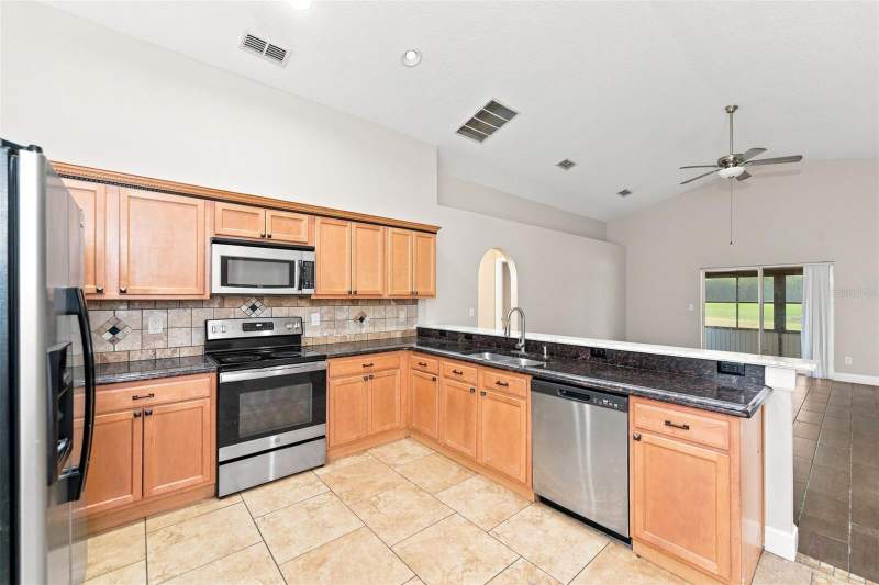 3 bedroom Single Family Residence at 324 Anorak Street, Cherryridge At Estates, Groveland — photo 5